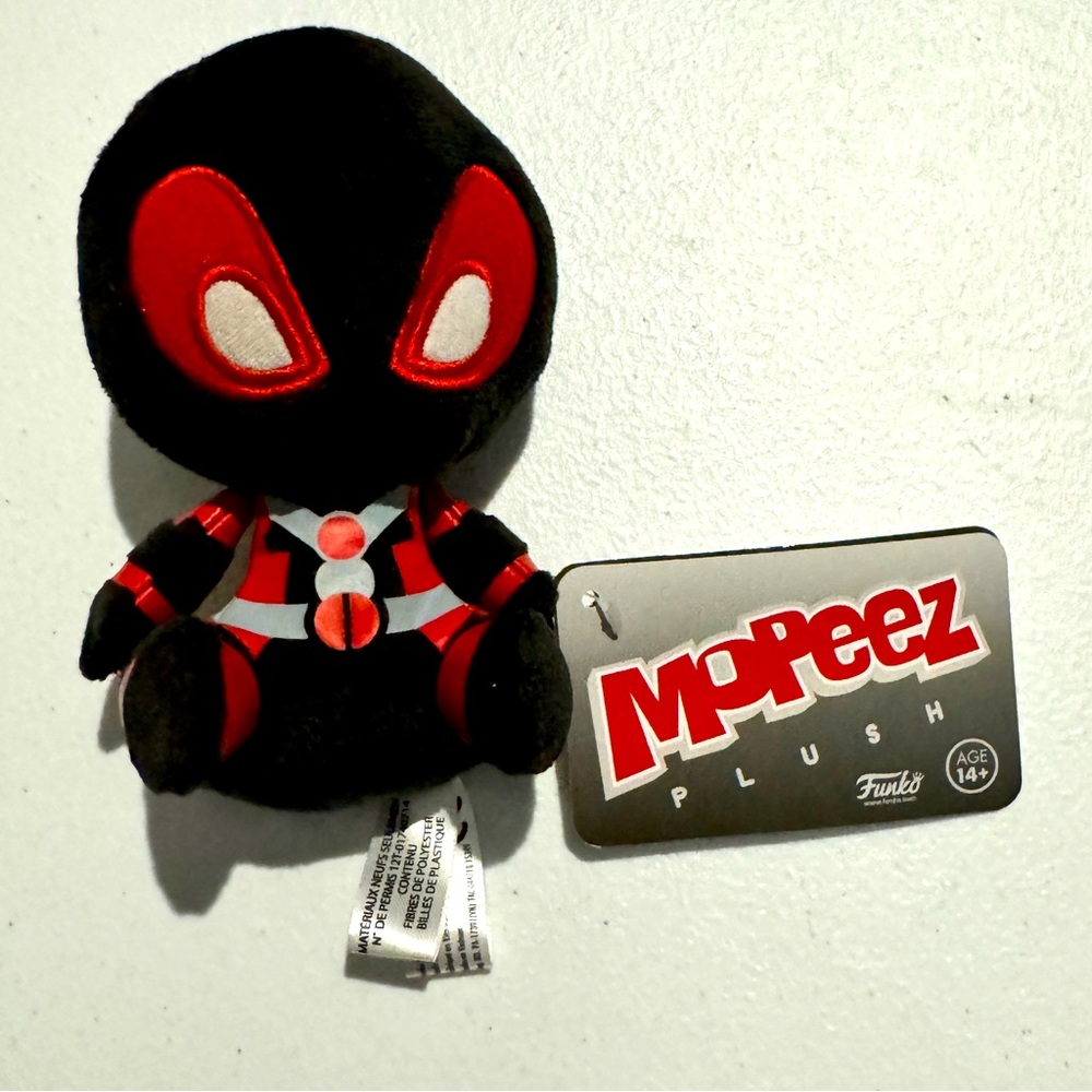 5/$25 Deadpool Mopeez Plush NWT